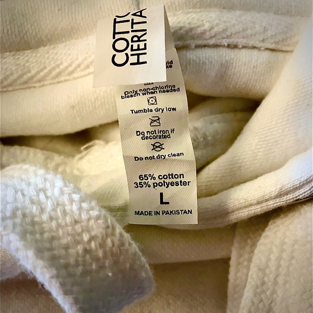 Wizard Of Oz Sweatshirt Hoodie - NWOT size large - Picture 7 of 7